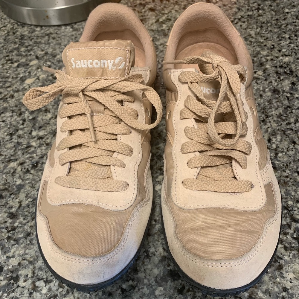 Saucony Sneakers Size 7